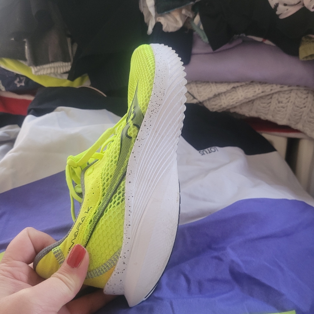 Saucony Women's Yellow Running Shoes - Picture 7 of 8